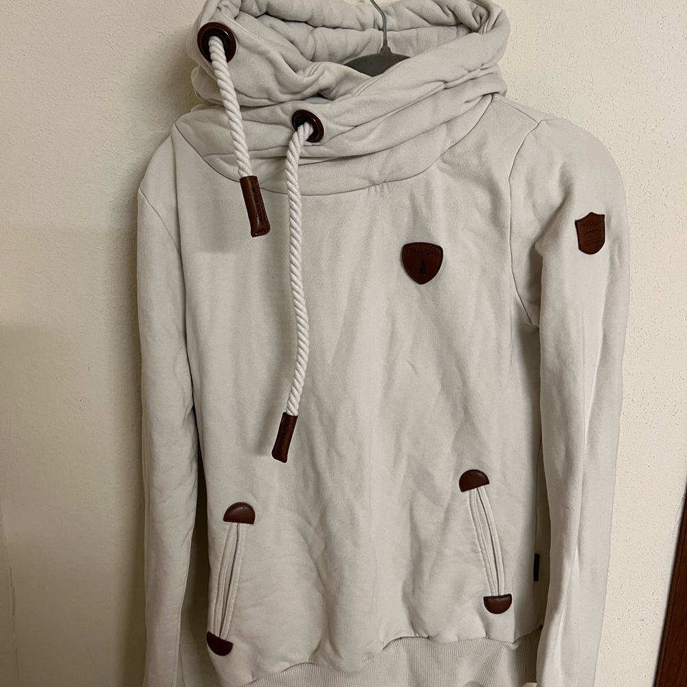Wanakome Cream Hoodie with Brown Patch - Picture 2 of 10